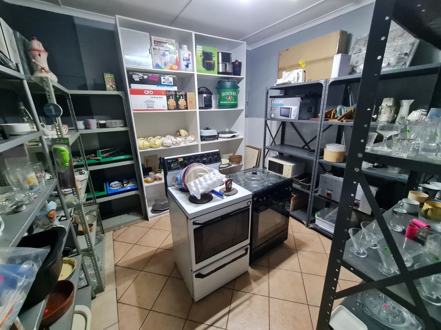 Commercial Property for Sale in Jeffreys Bay Central Eastern Cape